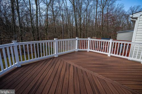 337 Woodland Grn Ct, Aberdeen MD  21001-2946 exterior