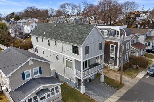 31 Deerfield Ave, Milford, CT 06460-7317