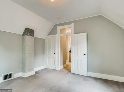 2689 8th Ave, Saint Paul MN  55109-3130 exterior