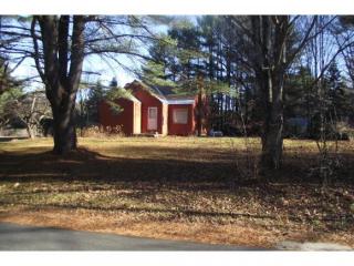 323 Oak St, Unity, NH 03773-3007