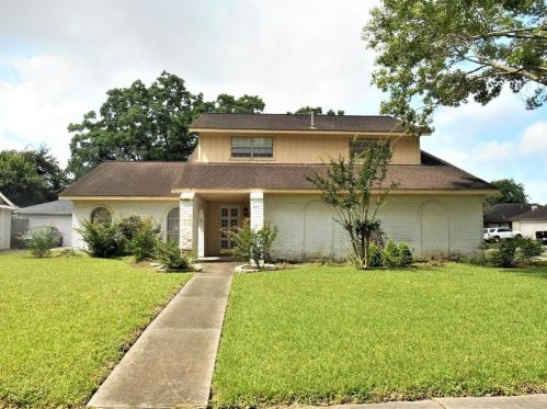 12131 Alston Dr, Stafford, TX 77477-1507