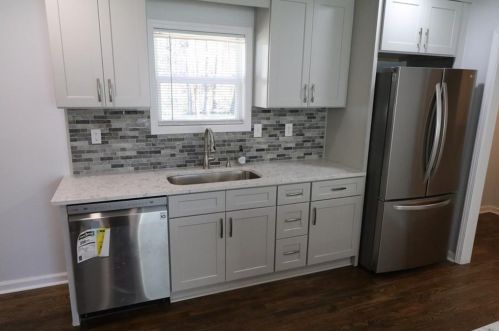 813 Mercury Dr, Atlanta GA  30331-0033 exterior