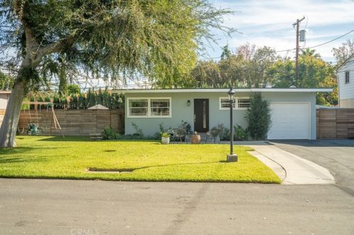2218 Hollis Ln, Arcadia, CA 91006-5334
