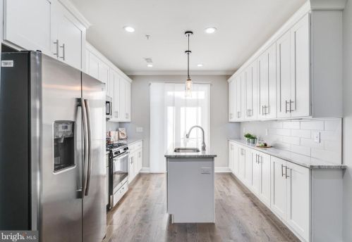 2162 Gordon St, Philadelphia PA 19132-4633 exterior