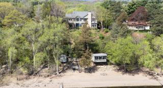 835 Quentin Ave, St Marys Point, MN 55043-9533