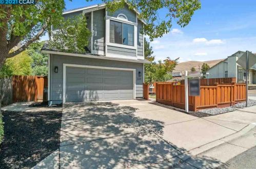 2649 Wellington Ct, Concord CA  94520-1124 exterior