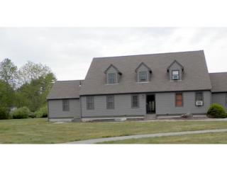 32 Montrose Dr, Stratham, NH 03885-2460