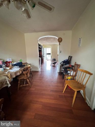 6829 Horrocks St, Philadelphia PA  19149-2213 exterior