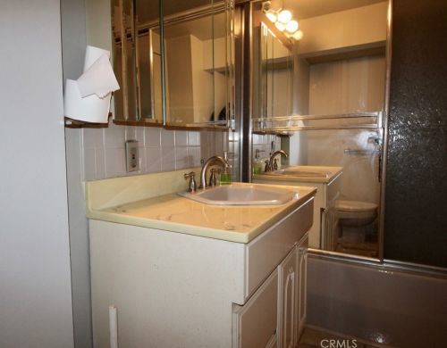 1736 Mountain Terrace Ln, Montebello CA  90640-2064 exterior