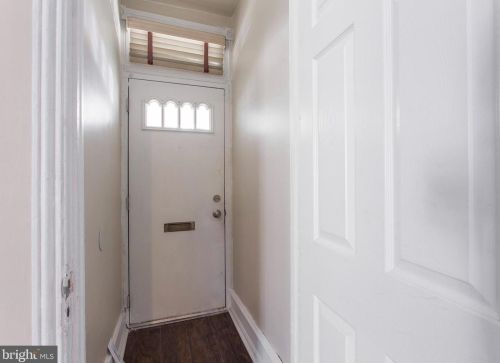 1410 61st St, Philadelphia, PA 19151-4210