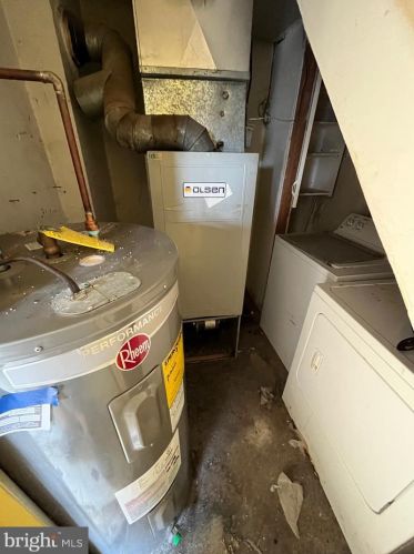 1321 Spg Rd, Carlisle PA  17013-1557 exterior