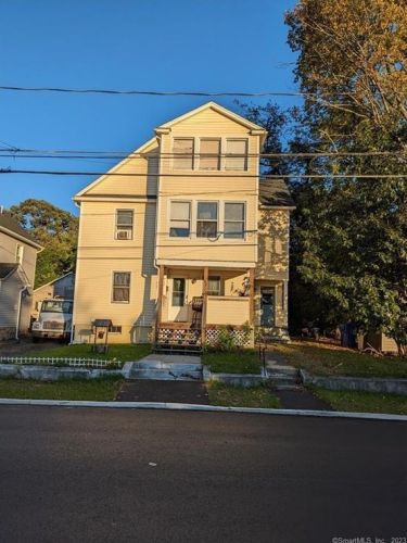 24 Mcguinness St, Torrington, CT 06790-3222