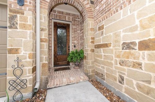 8323 Floating Heart Ct, Conroe TX  77385-1128 exterior