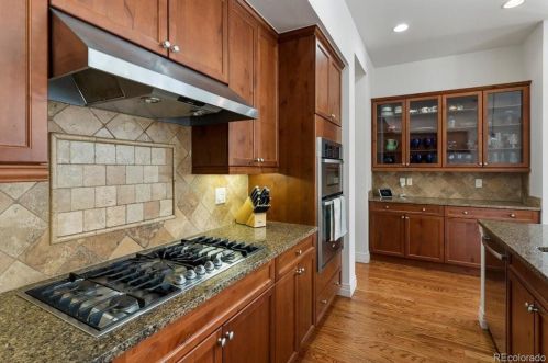 9560 5th Ave, Denver CO  80230-6517 exterior