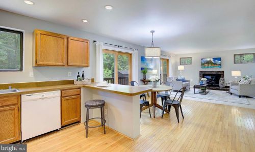 285 Michener Ct, Severna Park MD 21146-2051 exterior