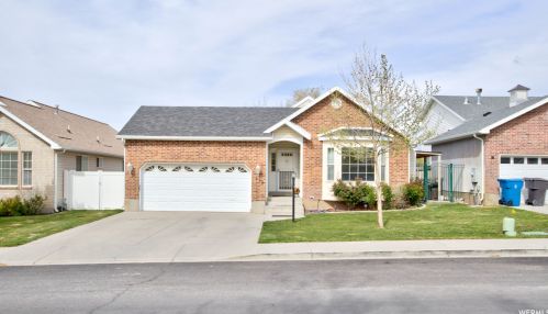 845 Greenridge Ave, Payson, UT 84651-3300
