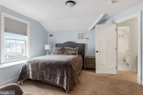 17 Redman Ave, Tavistock NJ  08033-2316 exterior