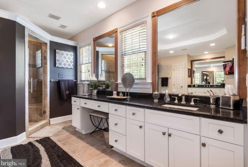 1500 Sandy Glenn Pl, Sandy Spring MD  20860-3007 exterior