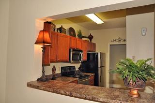 6051 Roma Dr, Shreveport LA  71105-4641 exterior