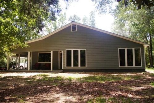 2066 Carruth Dr, Summit, MS 39666-9109
