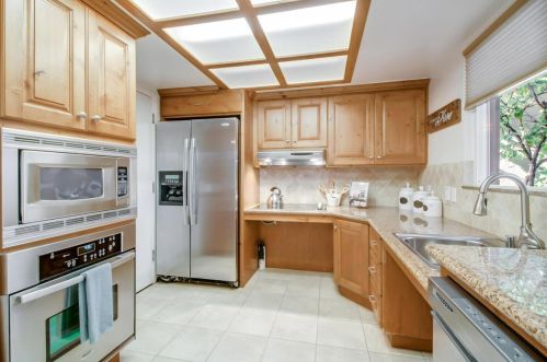 193 Escobar Ave, Los Gatos, CA 95032-3840
