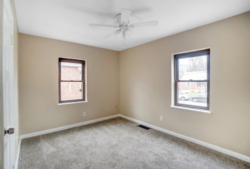 2033 Dallas Ave, Cincinnati OH  45239-4752 exterior