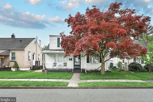 1242 Elm St, York, PA 17403-2512