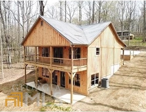 244 Lake View Dr, Lavonia, GA 30553-0020