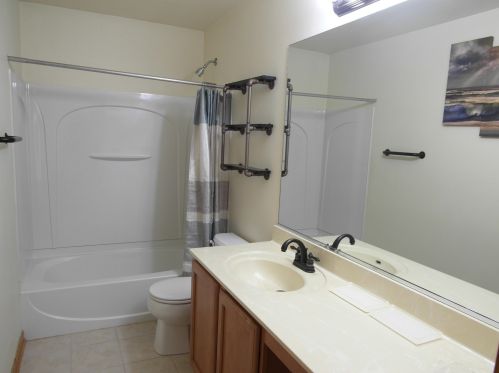 460 Brookhaven Trl, Pingree Grove IL  60140-9166 exterior