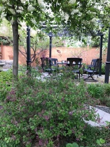 16438 Crestline Pl, Aurora CO 80015-4049 exterior