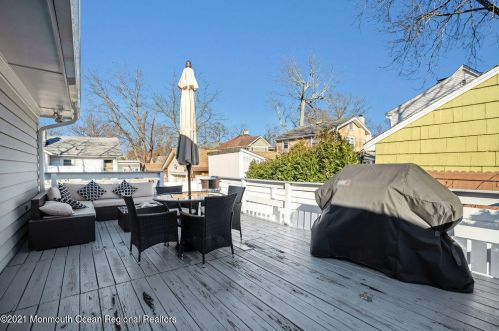 1400 Cp Ave, Tinton Falls NJ 07712-4803 exterior