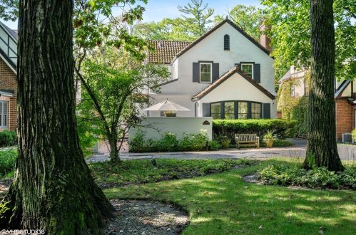 1150 Ridgewood Dr, Highland Park, IL 60035-4066