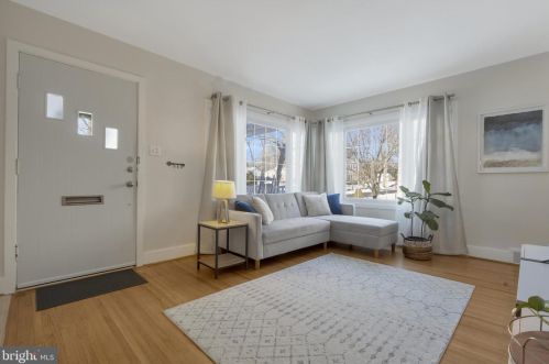 1114 Mt Vernon Ave, Tavistock NJ 08033-2307 exterior