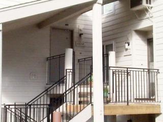 11654 Boones Bend Dr, Beaverton, OR 97008-7807