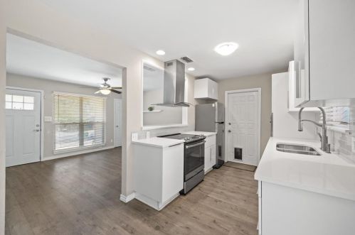 5707 Cedardale Dr, Austin TX  78745-4023 exterior