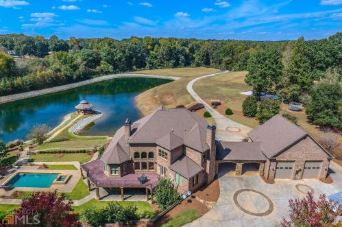 709 Lavender Rd, Jefferson, GA 30549-5283