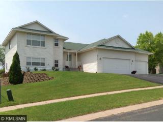 970 Sunny Ridge Dr, Carver, MN 55315-9307