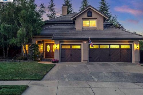 4116 Loch Lomand Way, Livermore, CA 94551-8281