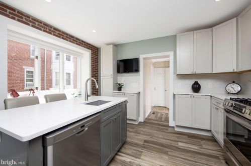 124 Fowler Ave, Haddonfield NJ  08033-1337 exterior