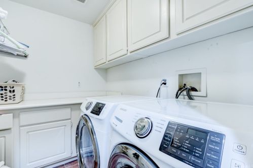 730 Halliday St, Anaheim CA  92804-3129 exterior