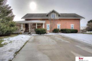 6502 Daly Cir, Omaha, NE 68127-4275