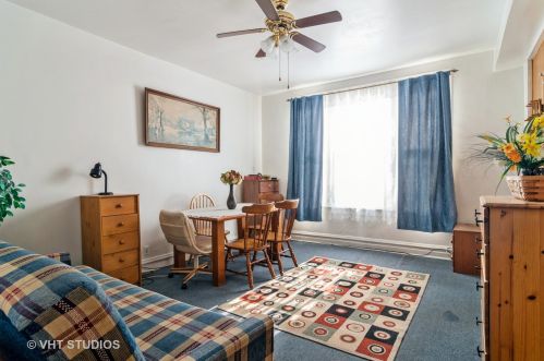 3718 Belmont Ave, Chicago, IL 60618-5242
