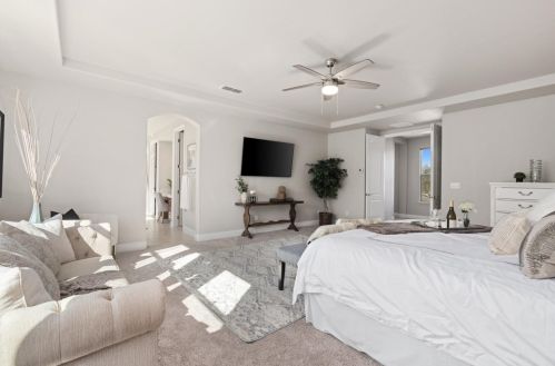 2017 Medici Way, Folsom CA  95762-4154 exterior