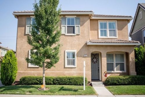 3877 Purple Finch Ln, Modesto, CA 95355-8514