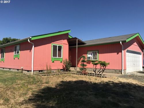 260 7th St, Alpine, OR 97456-8447