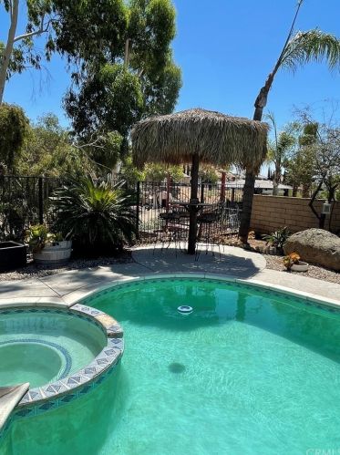 5780 Avenue Juan Bautista, Riverside CA  92509-6411 exterior