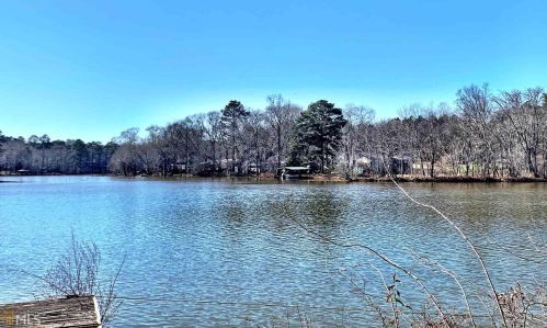 90 Riverbend Rd, Jackson, GA 30233-6461