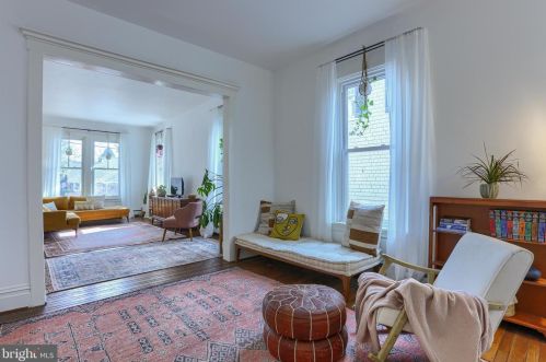 246 College St, Carlisle PA  17013-3754 exterior