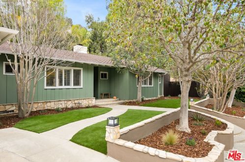 3603 Loadstone Dr, Van Nuys, CA 91403-4517