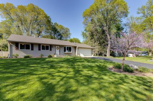 2908 101st St, Minneapolis, MN 55431-2817